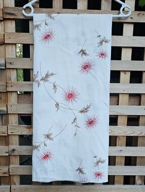 Vintage Double Flat Sheet - Red, Punk, Beige Floral Design